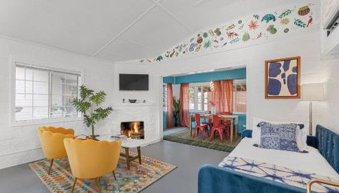 Fable by Avantstay 2 Unique Spaces, w/ Bowling, Hot Tub, Fire Pit, Large Yard - Foto 2, Other