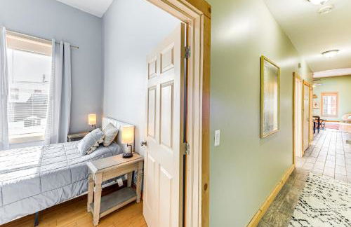 Bring a Pet Historic Downtown Olean Apartment - Foto 17