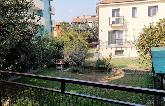 Comfortable Apartment in Residential Area - Foto 13