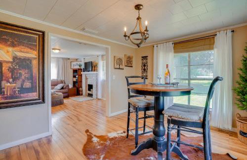 Rusk Retreat with Fire Pit, Grill and Countryside View - Foto 7