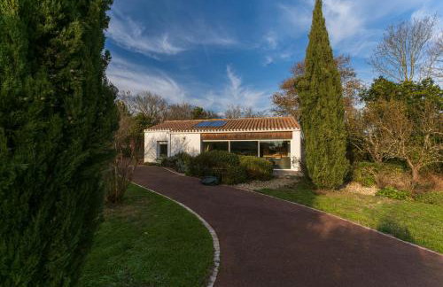 Charmante maison avec spa, sauna et jardin privatif - Photo 23