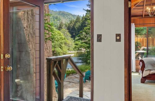 Cozy Creek Cabin - On Austin Creek Hot Tub - Dog Friendly - BBQ Grill - Fast WiFi - Foto 35