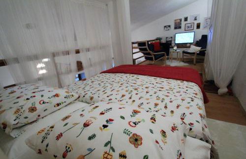 House in center of Gospic with big garden - Photo 15