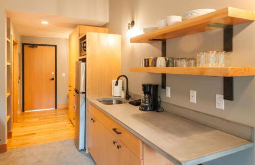 The Suites on Main - Foto 26