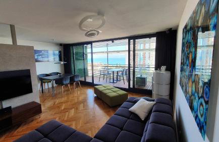 BoB Luxury Design & Sea View Apartment - Foto 1