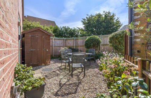 2 Bed in Weybourne oc-1789 - Photo 17