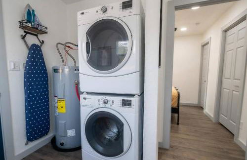 Winston's Hideaway. A few blocks walk to downtown. - Foto 33