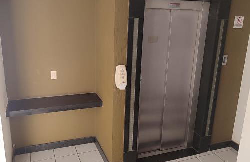 FLAT MODERNO NO SUDOESTE Wi-Fi Rápido e Próximo ao Parque - Foto 15