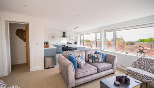 'The View' Penthouse Apartment Number Four Lees Terrace - Photo 1