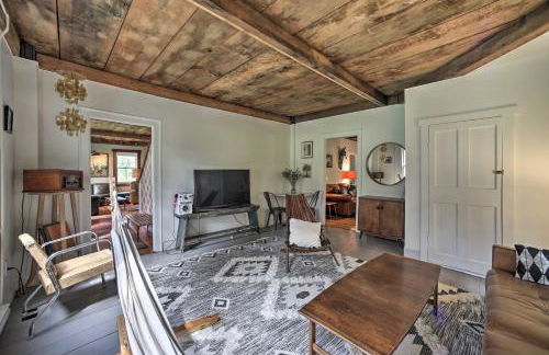 Game Room and Fire Pit Peaceful Catskills Farmhouse - Photo 6