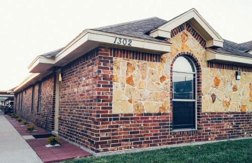 8 min de Plaza Mall McAllen, Nuevo Depto 3 Rec - Foto 1