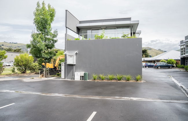 The Hutch - Top Spot - Photo 24