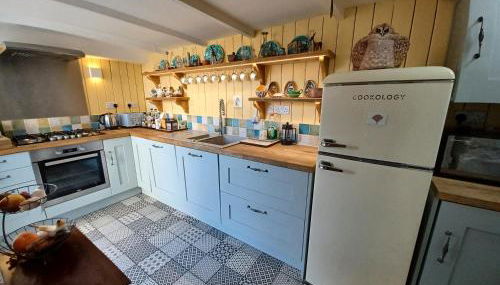 Truly Paradise Cottage - Foto 3, stove, pet friendly, toaster