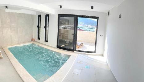 Seafront Villa Kupinica with heated Pool - Foto 5
