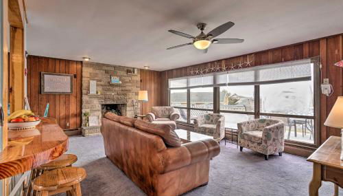 Rhode Island Oceanview Retreat Walk to Shore! - Foto 5