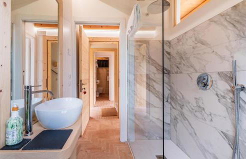 Lovely Home In Volpago Del Montello - Foto 40