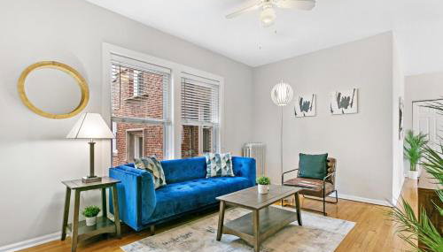 1BR Apartment in Rogers Park with King Bed - Lunt 2E - Foto 1