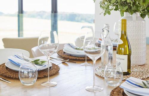 The Wendy House - Photo 16