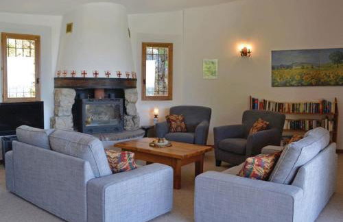 Spacious Villa for 6 - amazing pool and views - Foto 22