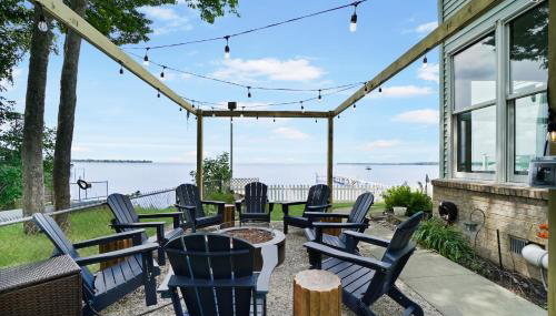 6BR Houghton Lake House with Indoor Pool, Hot Tub and Golf Simulator - Foto 5