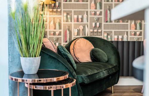 3BR Georgian Quarter Coach Houses - Private Parking - Foto 31