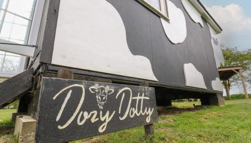 Dozy Dotty Cow Shed 4 - Foto 2