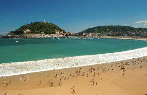 Miramar Luxurious apartment, 3 double rooms for 6 guests, free parking, terrace, new - Foto 56