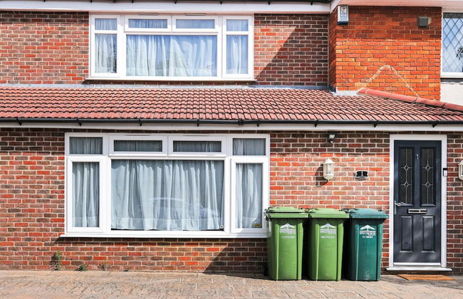 Heathrow Living St Annes Svcs Hse 5 BDRM - Photo 21