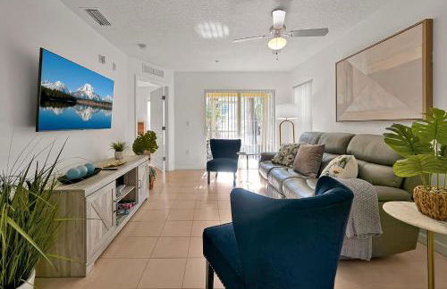 Spacious Condo W/ Pool,Gym near Disney & Seaworld - Foto 3