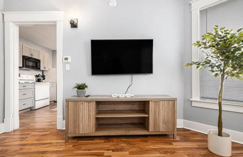 Remodeled Mins to Beach & Downtown Downstairs - Foto 10