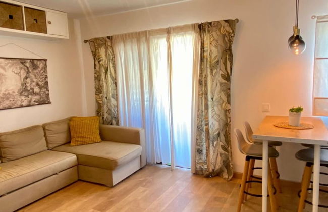 Cozy Urban Escape 1BR Near Tenerife South Airport - Foto 3