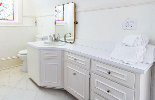 Midtown Castle - Royal in Columbus - Foto 36