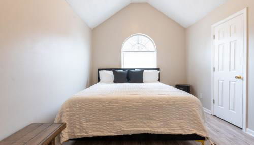 Charming Suburb 20 Min to ATL! - Foto 5