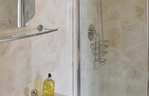 Upper Floors At The Lawns - Photo 4