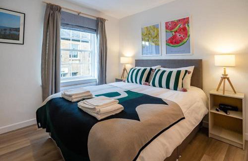 1 Bedroom (+sofa bed) Flat in Ilminster, Somerset - Foto 8