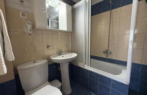 Delta Apartments - Photo 16