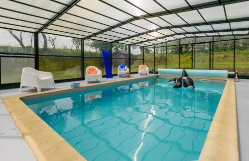 Peaceful Holiday Home in Plouguin with Indoor Pool - Foto 35