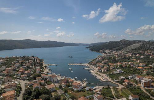 Villa Barbara & Zoran with heated swimming pool - Photo 58