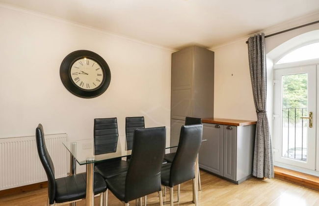 COACH HOUSE - Photo 28