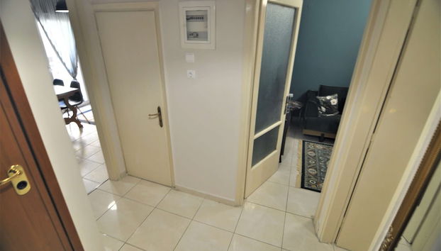 Zennova 4 Vintage City Center Apt - Foto 3, Entrada interior