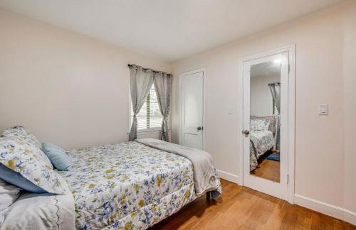 Winston-Salem Home on 2 Acres - Spacious Deck! - Foto 11