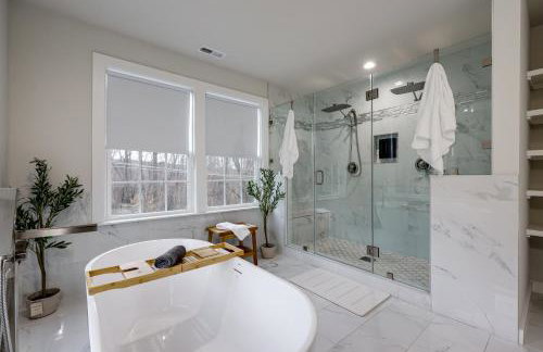 1 Mile to Quantico 5BR Home with Game Room! - Foto 16