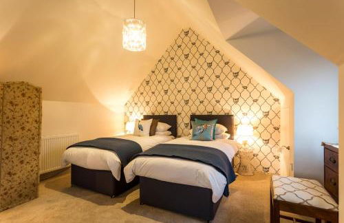 Studio in the Field - Photo 13