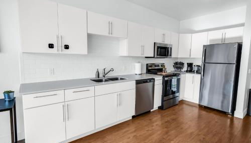 Sugarhouse - Panoramic Mountain Views! Studio! - Foto 2, stove, dishwasher, toaster