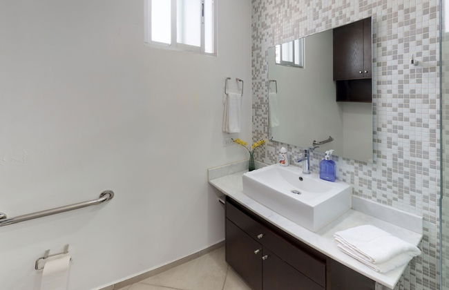 Comfortable and Trendy Apartment 2C - Foto 14