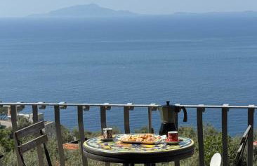 Breathtaking Sea View Apartment on Sorrento Coast with Sunset Terrace & Parking - Foto 1