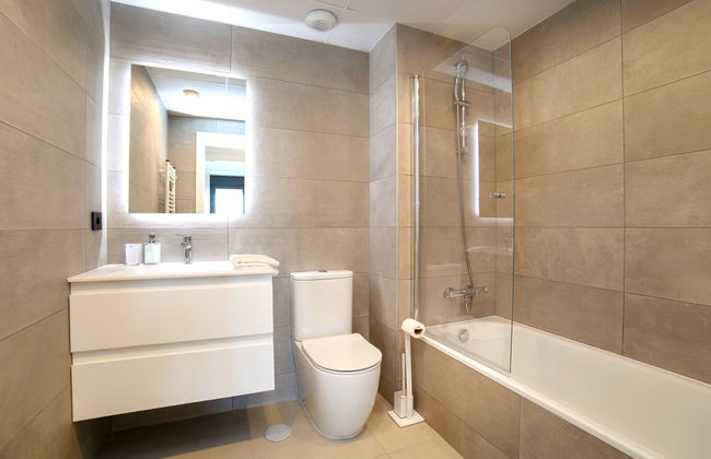 Alexia II - Photo 16