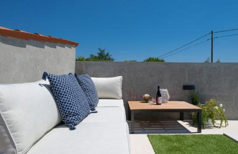 Awesome Home In Mali Vareski - Foto 18