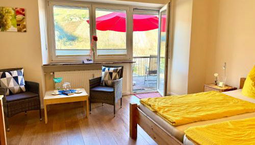 Burggarten Wine Residences - Wein direkt vom Winzer, eBike & eAuto aufladen und parken - Foto 3