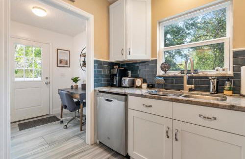 Your Home Away From Home 3Br 2Bth House with EV PLUG IN on site & Only 8 min to downtown - Foto 20